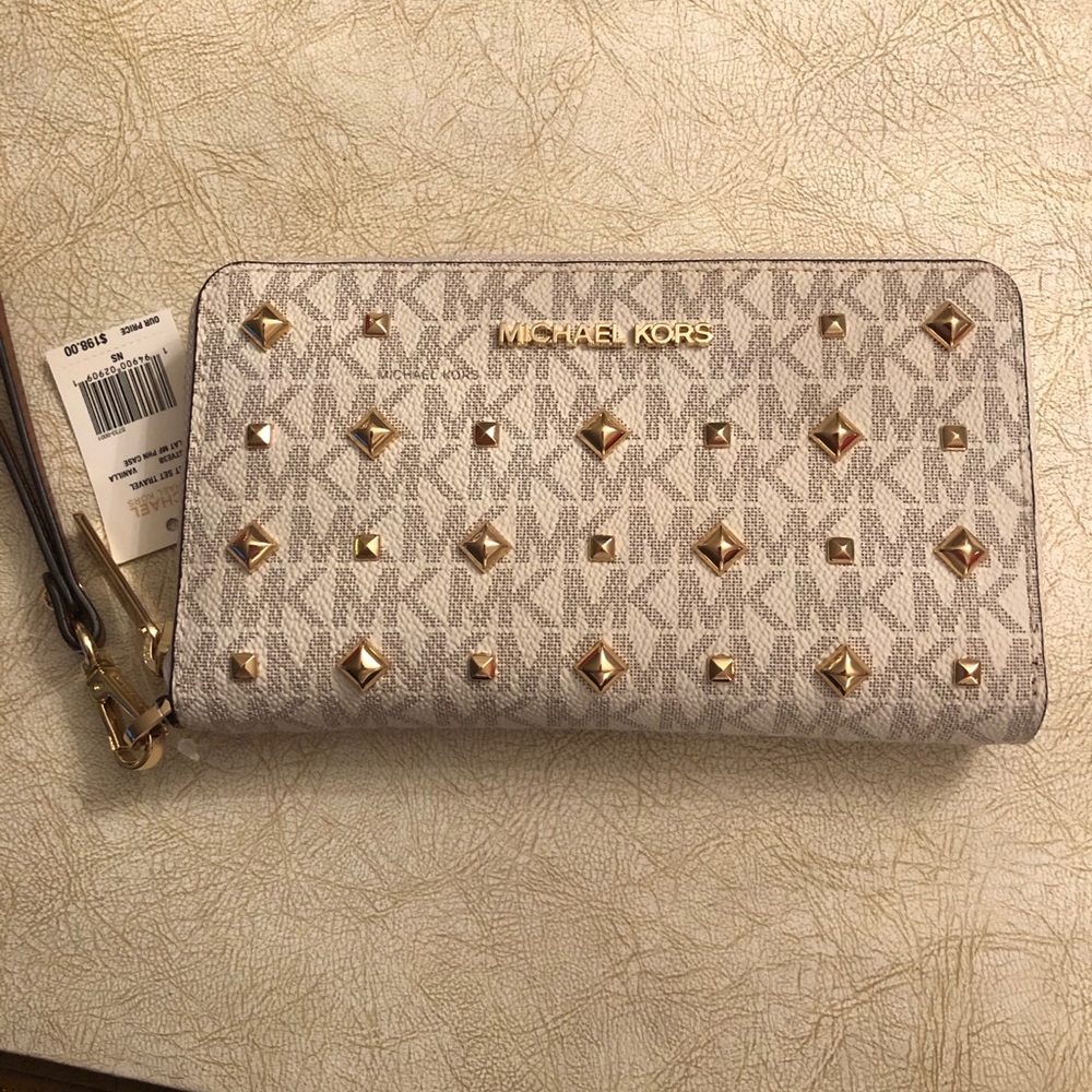 Michael Kors jet set travel phone case